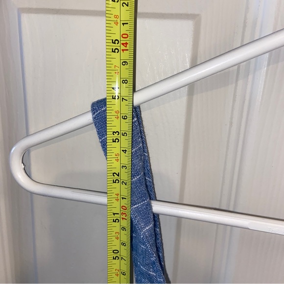 Romeo + Juliet Couture womens medium blue romper 3 button. - Picture 6 of 9